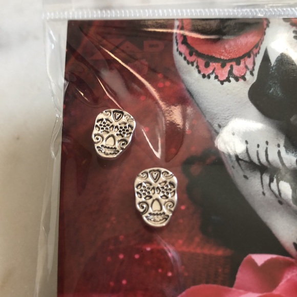 Skeleton Sugar Skull Day Of The Dead Halloween Dia de Los Muertos Post Earrings - Picture 5 of 11